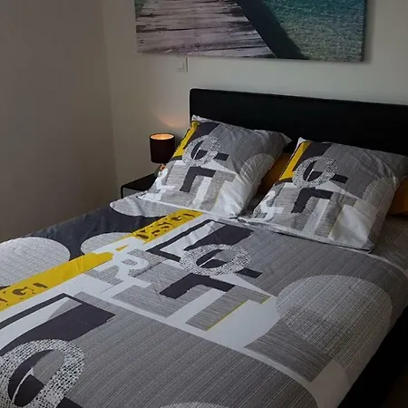 In French Riviera Lägenhet *